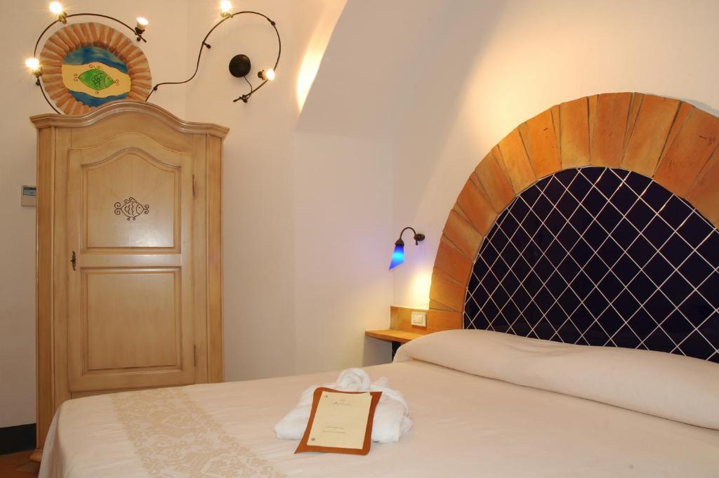 Nascar Hotel Santa Maria Navarrese Room photo