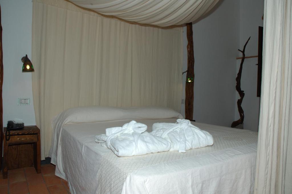 Nascar Hotel Santa Maria Navarrese Room photo